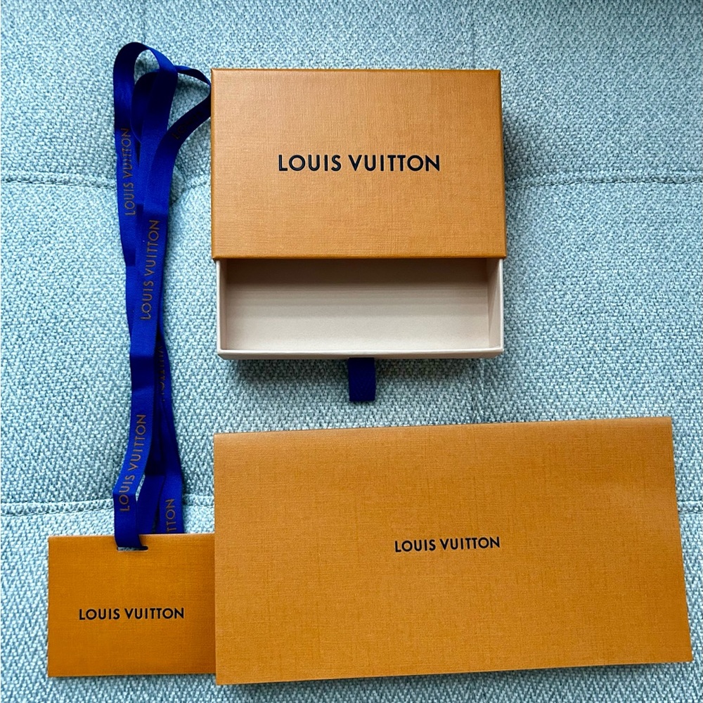 Authentic Louis Vuitton Box/Ribbon/Envelop